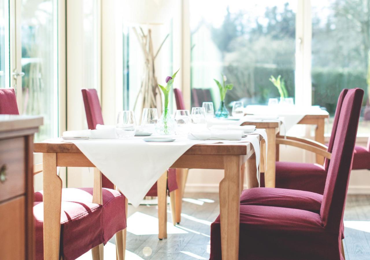 Biohotel Schlossgut Oberambach Extérieur photo