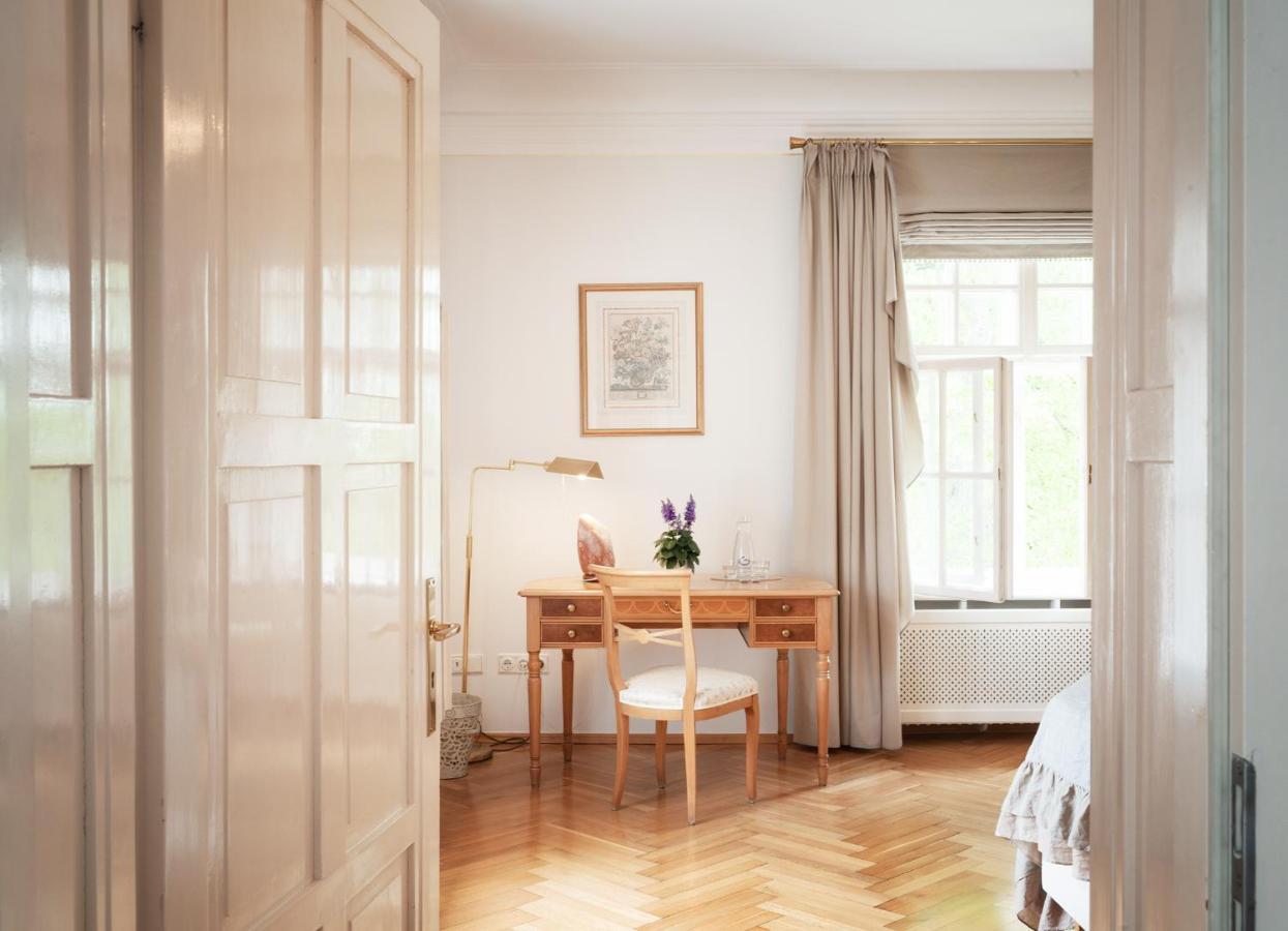 Biohotel Schlossgut Oberambach Extérieur photo