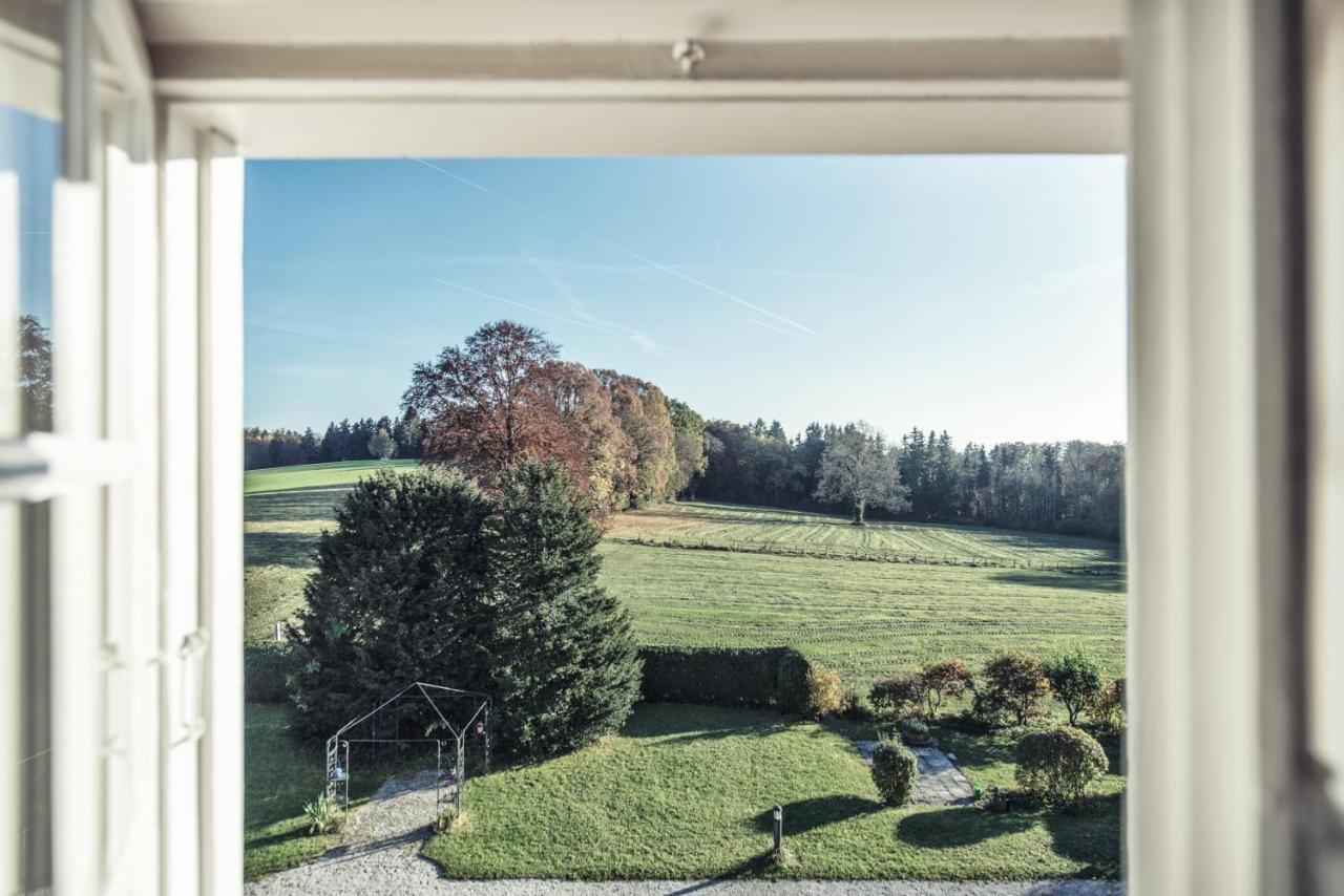 Biohotel Schlossgut Oberambach Extérieur photo