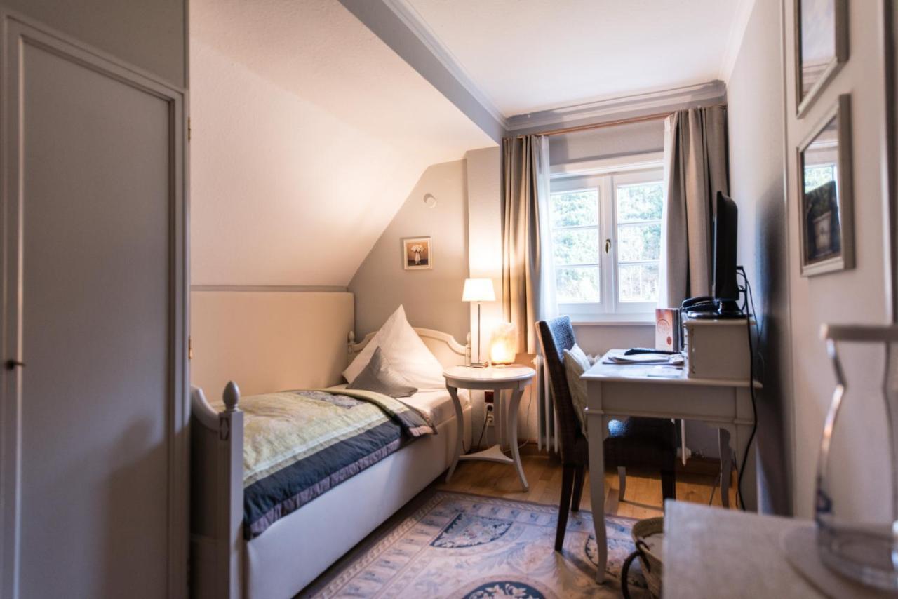 Biohotel Schlossgut Oberambach Extérieur photo